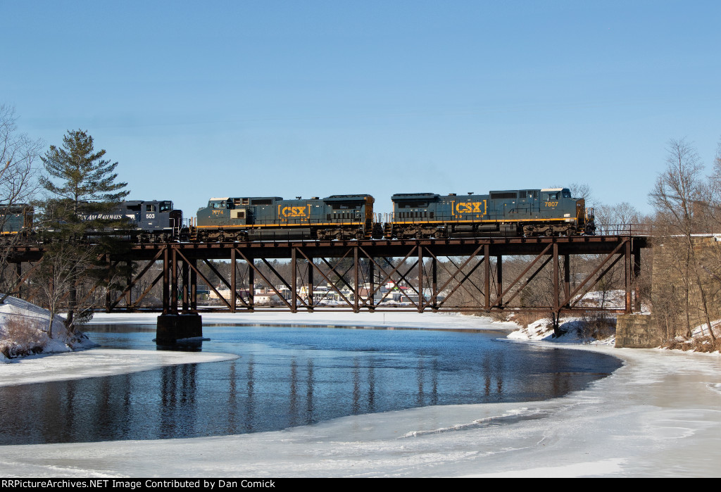 CSXT 7807 Leads L070 over the Androscoggin River 